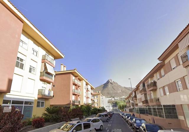 Piso en Venta en Calle TRUJILLA LA en Cabo Blanco