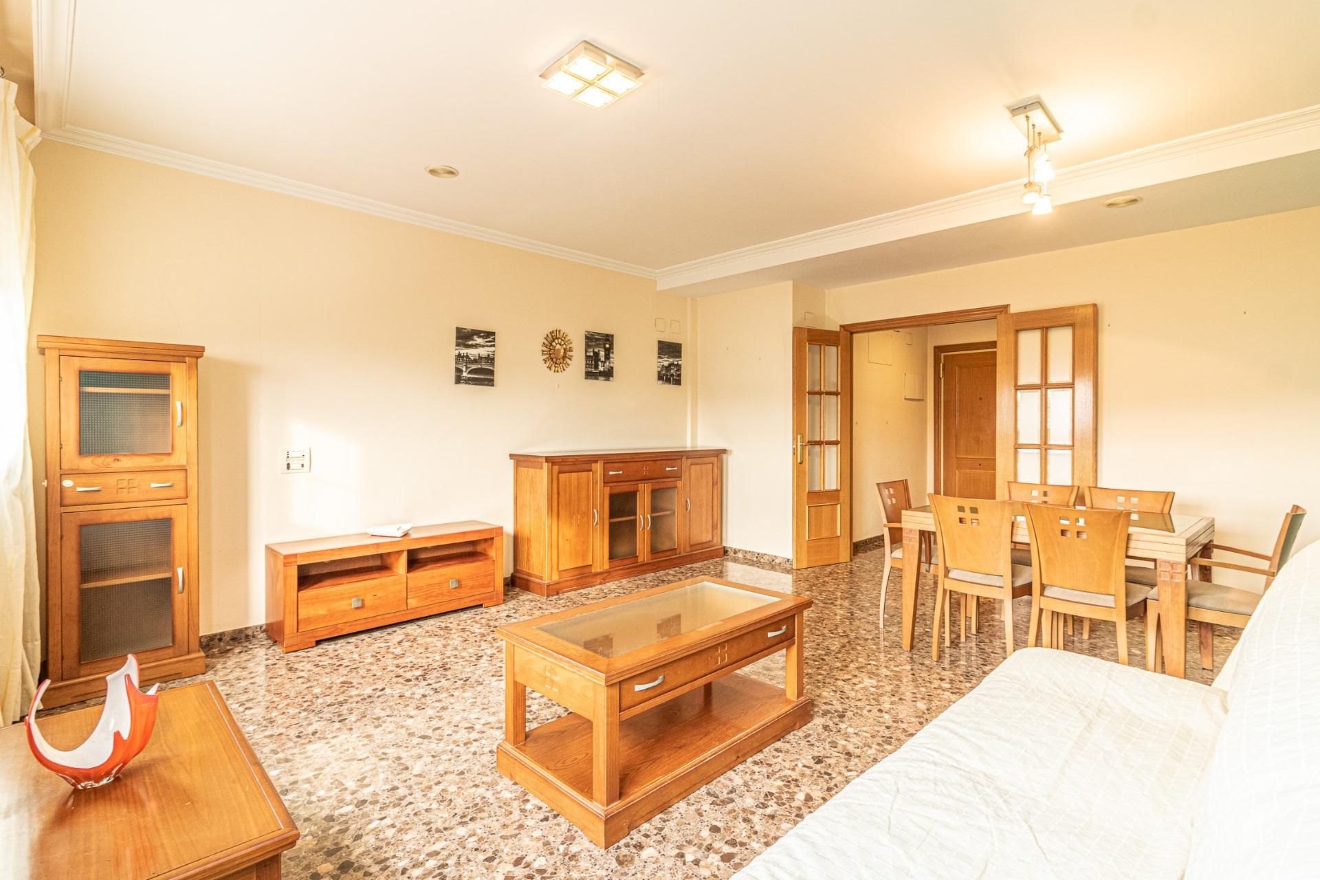 Living room of Flat to rent in Carlet  with Air Conditioner, Heating and Balcony