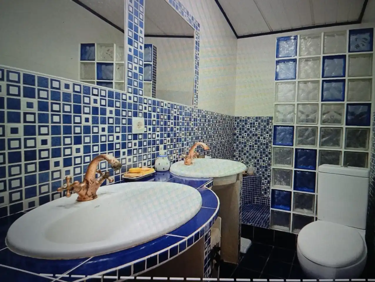 Baño de Casa o chalet en venta en Puente Genil con Aire acondicionado