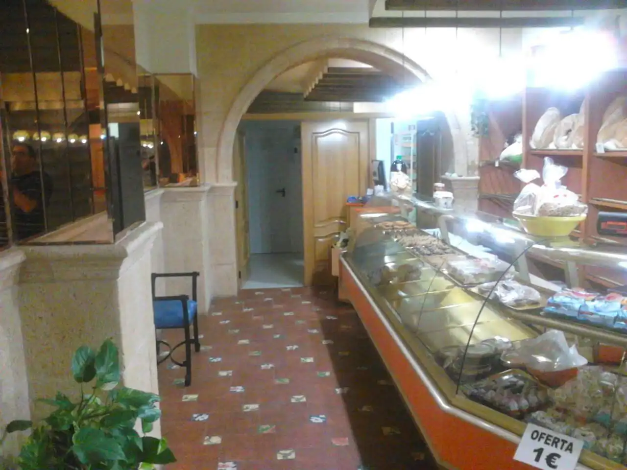 Business premises for sale in Eixample, imagen 30