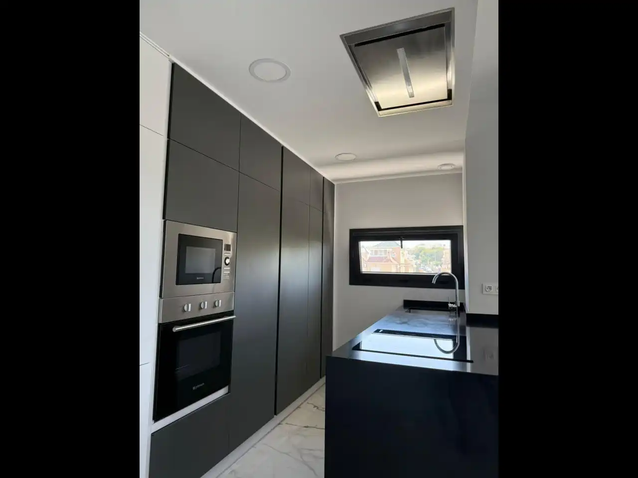Cuina de Apartament en venda en Orihuela amb Aire condicionat, Calefacció i Terrassa