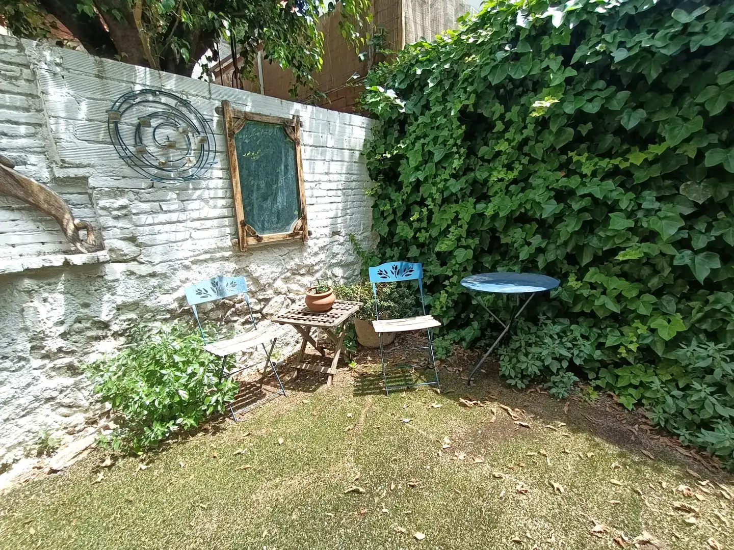 Maison mitoyenne avec jardin à louer à Carrer de Josep Ciurana
