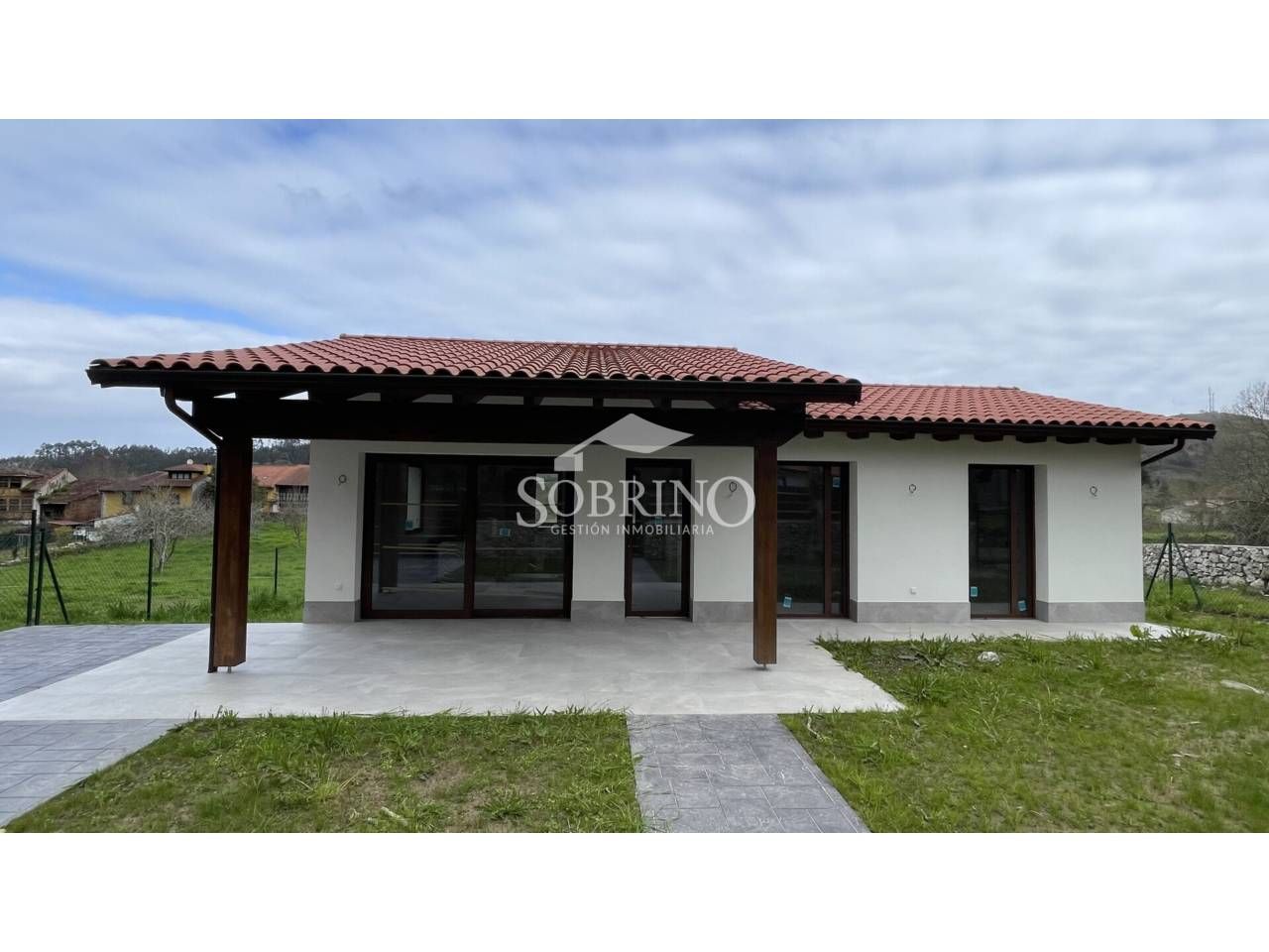 Vista exterior de Casa o chalet en venta en Llanes con Calefacción, Jardín privado y Terraza