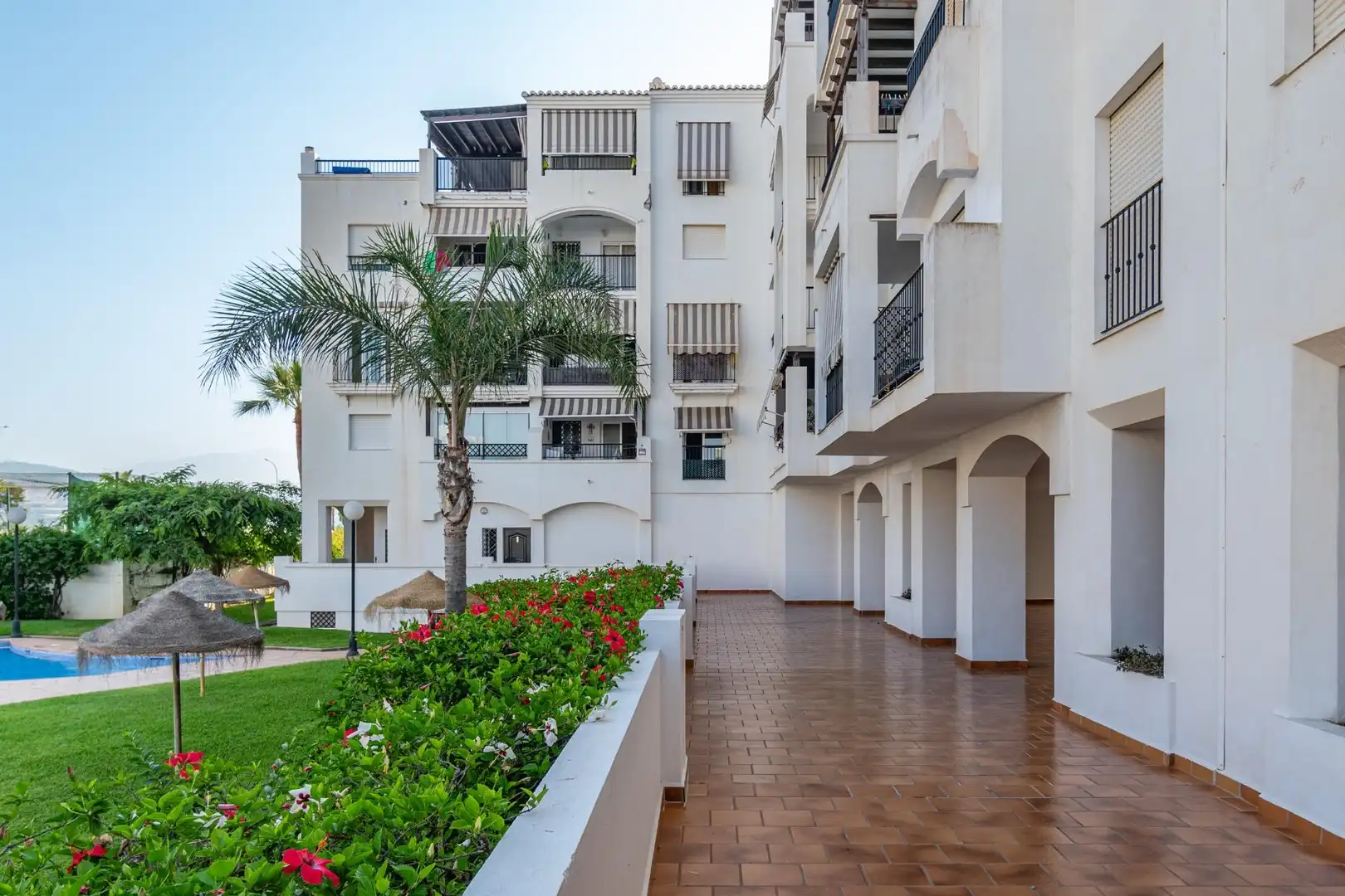 Exterior view of Flat for sale in Salobreña  with Private garden, Terrace and Furnished