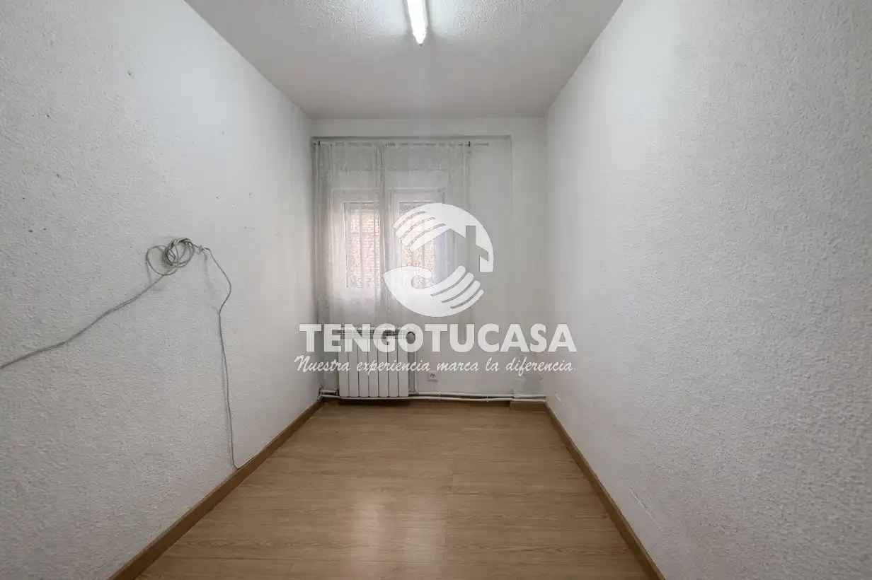 Piso en venta en Calle San Herculano, Canillejas