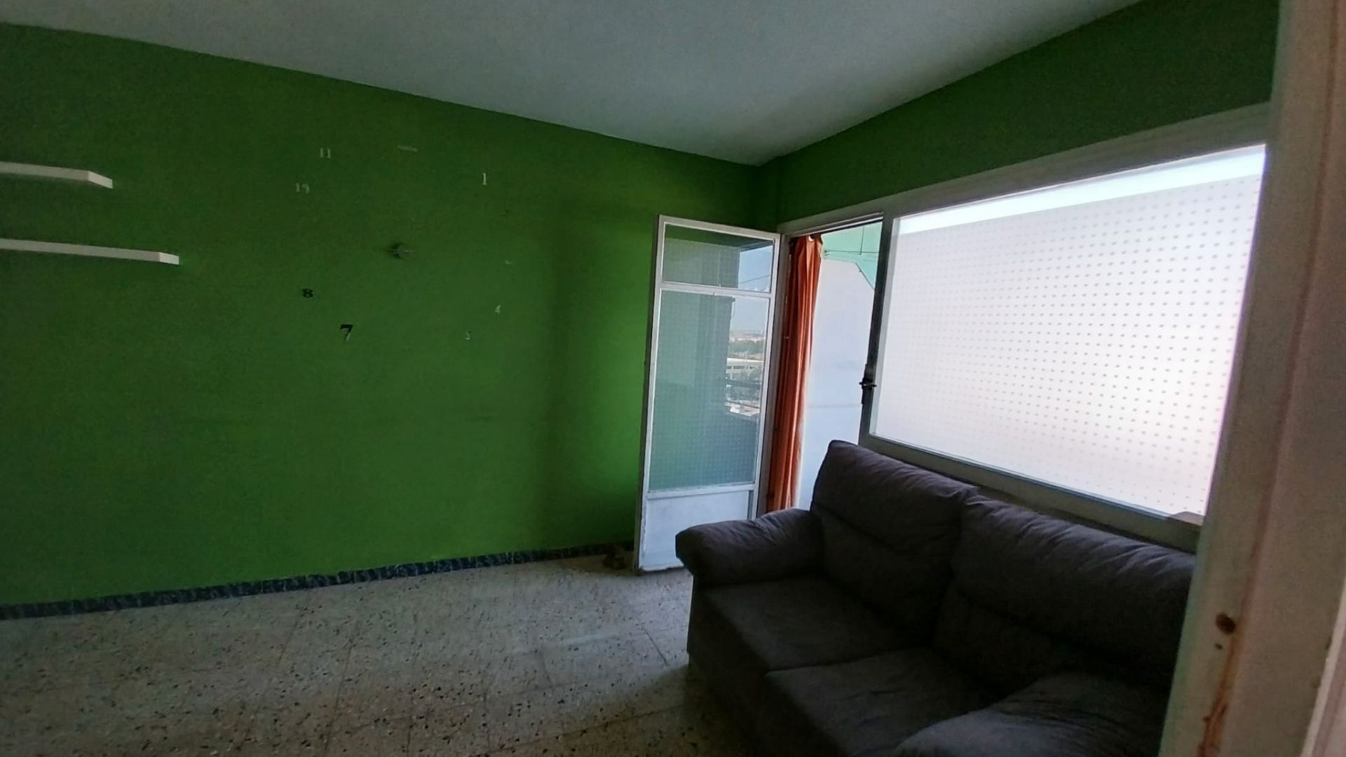 Living room of Flat for sale in Torrejón de Ardoz  with Heating, Balcony and Alarm