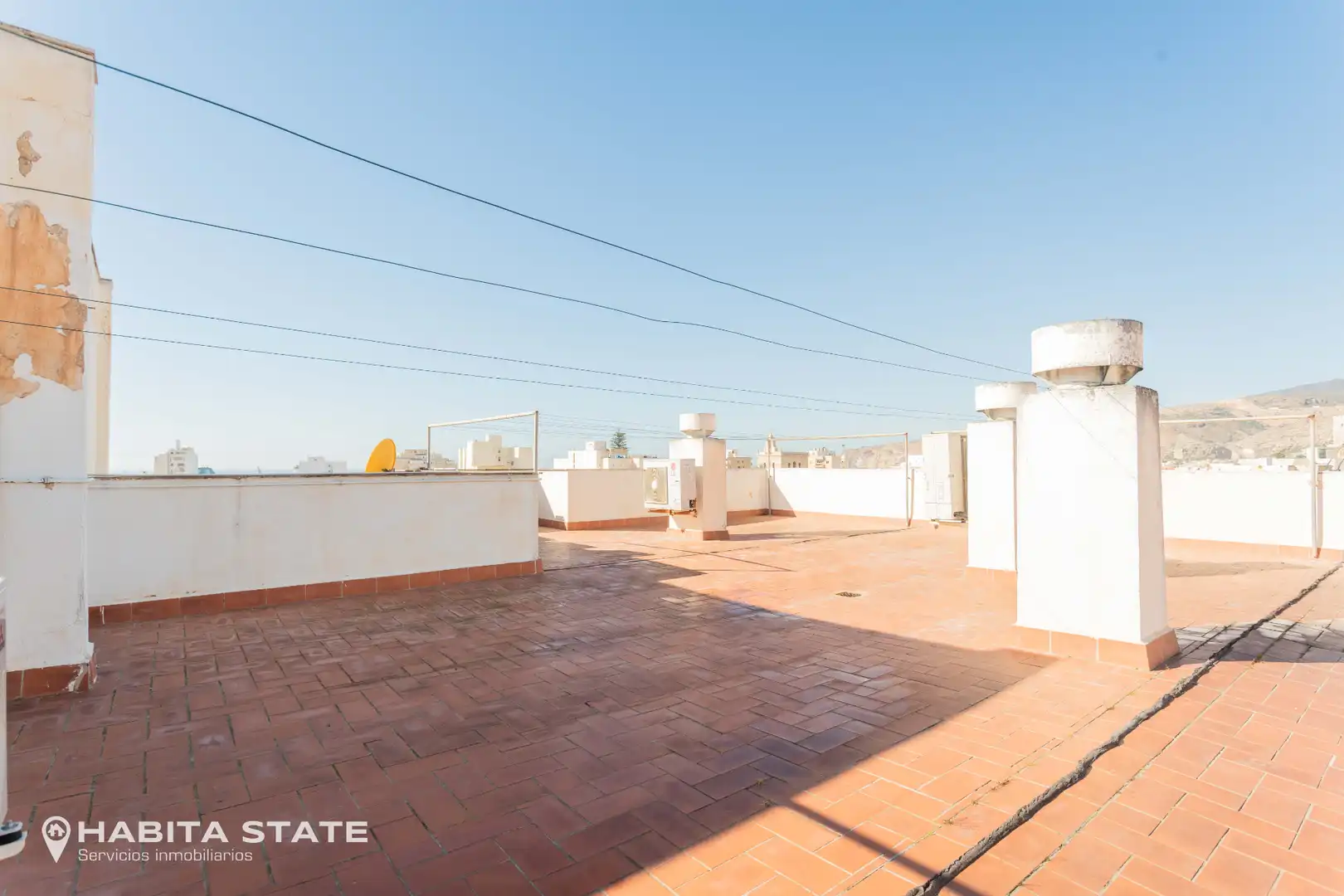 Exterior view of Flat for sale in Almería  with Air Conditioner, Heating and Oven