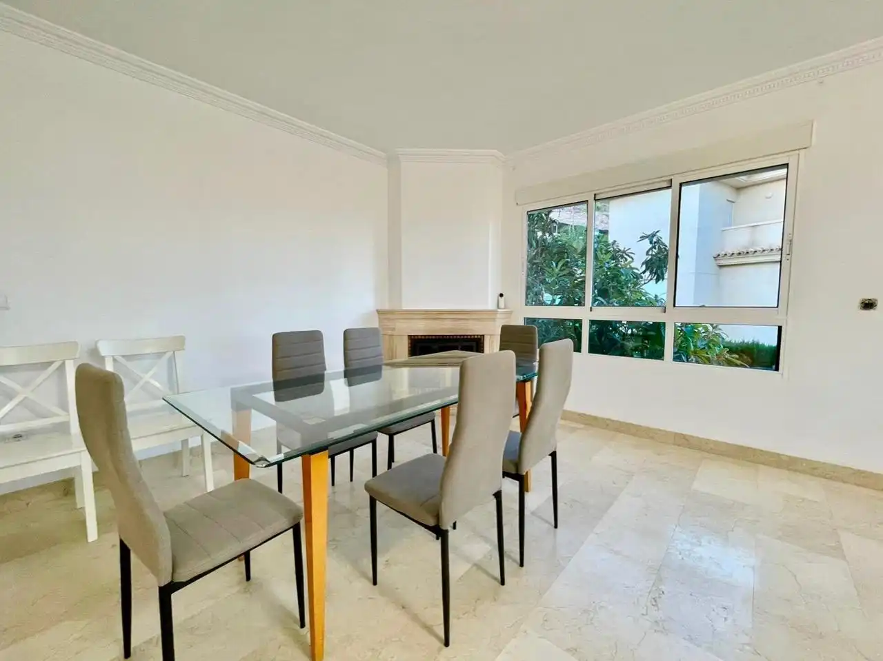 Detached house with terrace for sale in Golf Bahía, imagen 4