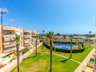Appartement avec piscine à vendre à Saavedra Fajardo 18