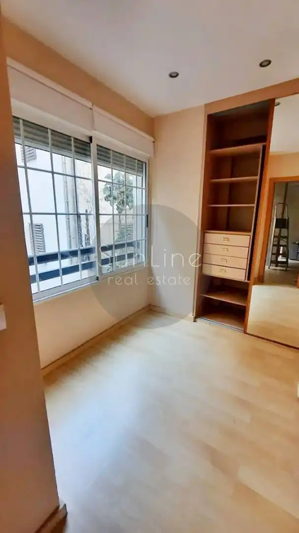 Schlafzimmer von Wohnung zur Miete in Valencia mit Klimaanlage, Terrasse und Möbliert