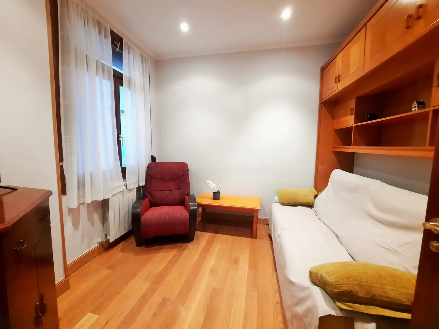 Sala de estar de Piso de alquiler en Donostia - San Sebastián  con Aire acondicionado, Calefacción y Parquet