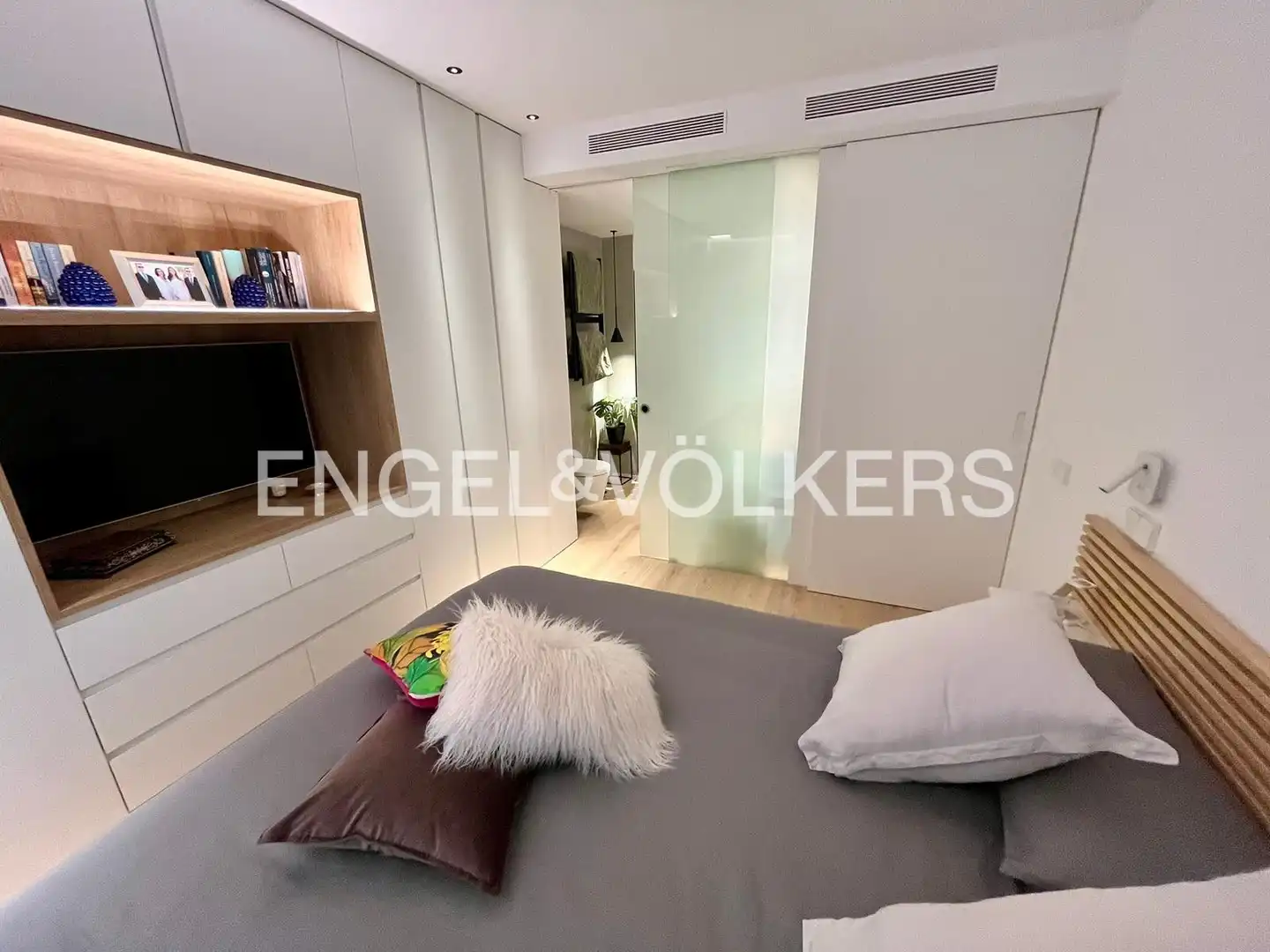 Habitación de Piso en venta en Valencia con Aire acondicionado, Calefacción y Amueblado