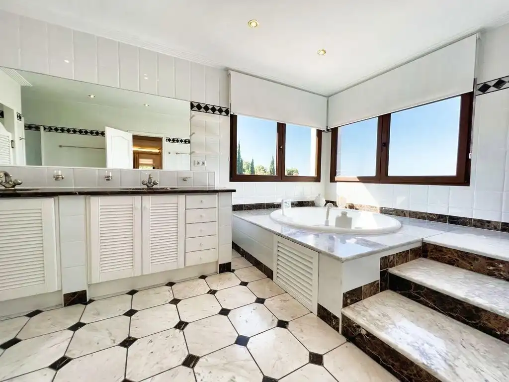 Country house zum Verkauf in Altea ciudad