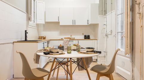 Foto 4 de Habitación en Calle de Balmes, 364, El Putget i el Farró, Barcelona Capital