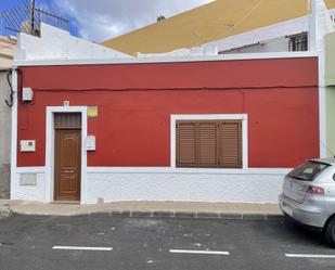 Casa adosada en venda a Calle Santa Teresa de Jesús, 35, Jinamar