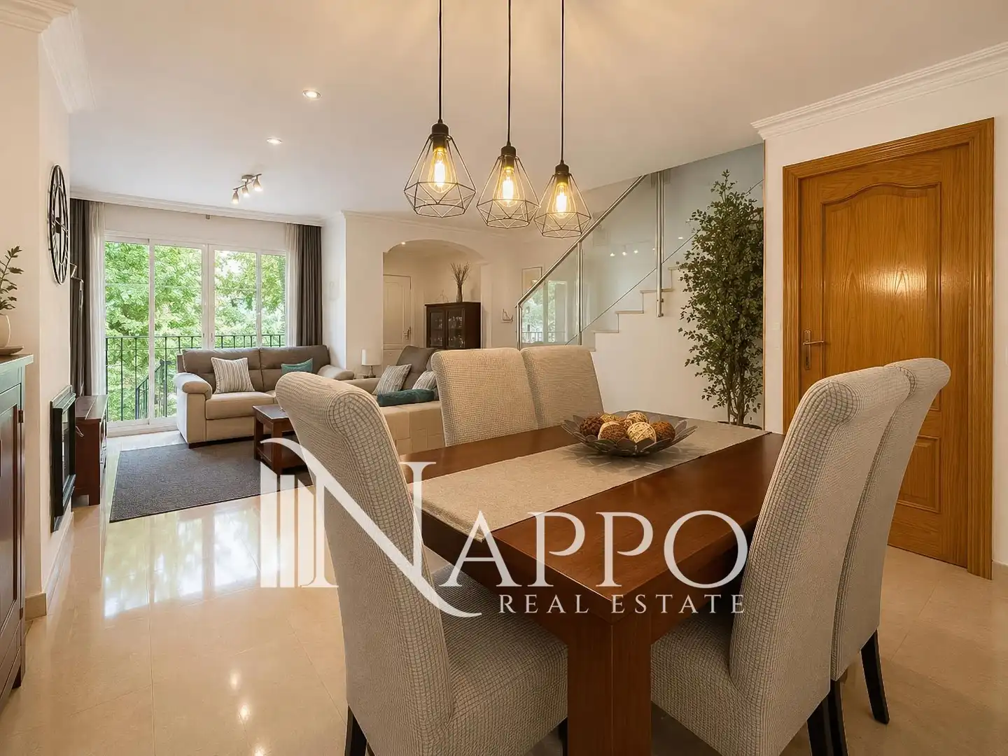 Comedor de Casa adosada en venta en  Palma de Mallorca con Aire acondicionado, Calefacción y Jardín privado
