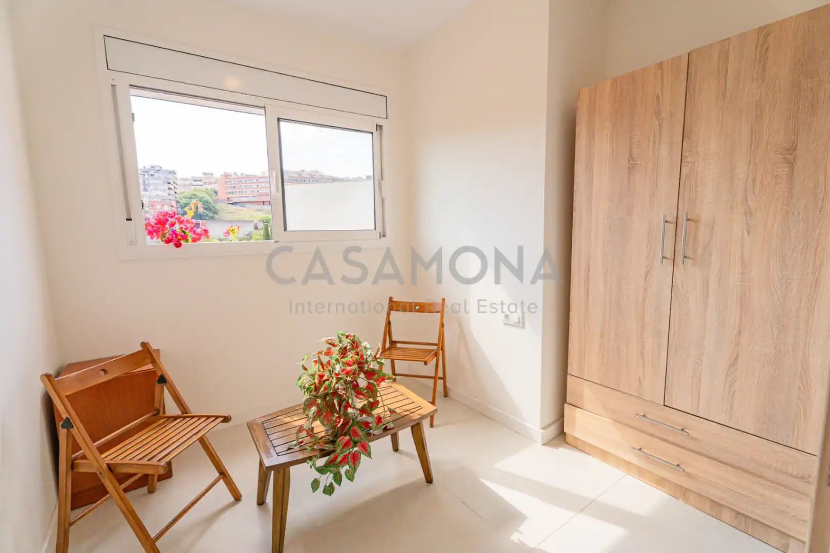 Bedroom of Houses for rent to own in Barcelona  with Air Conditioner, Heating and Private garden