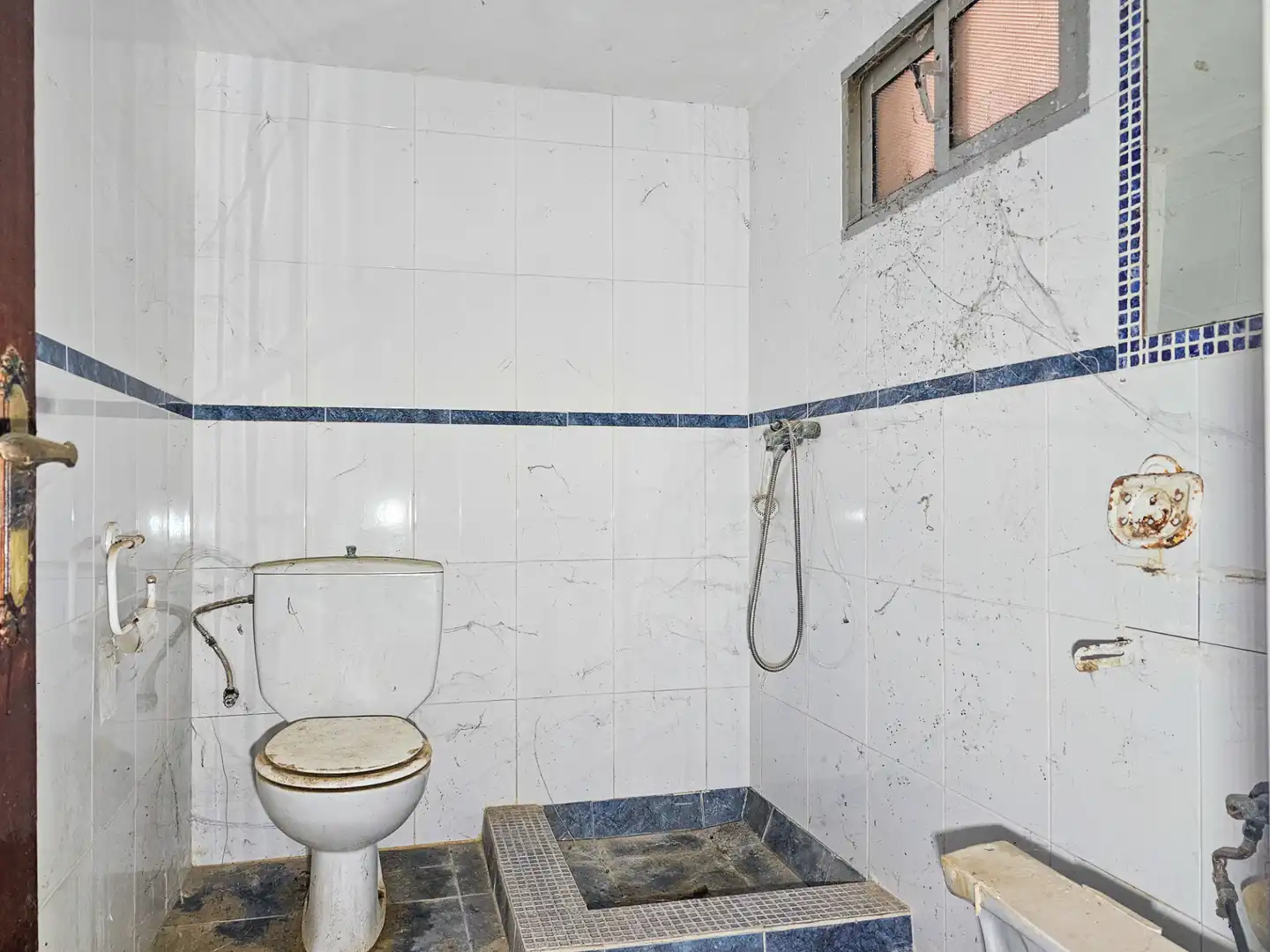 Bathroom of Houses for sale in Velilla de Ebro  with Terrace