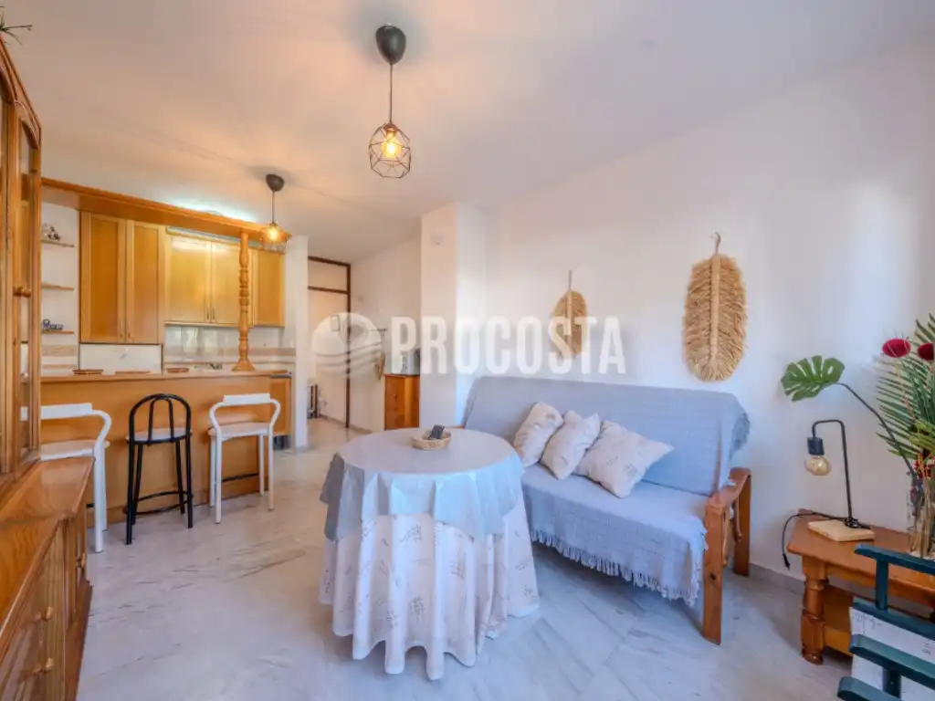 Living room of Flat for sale in Almuñécar  with Internet