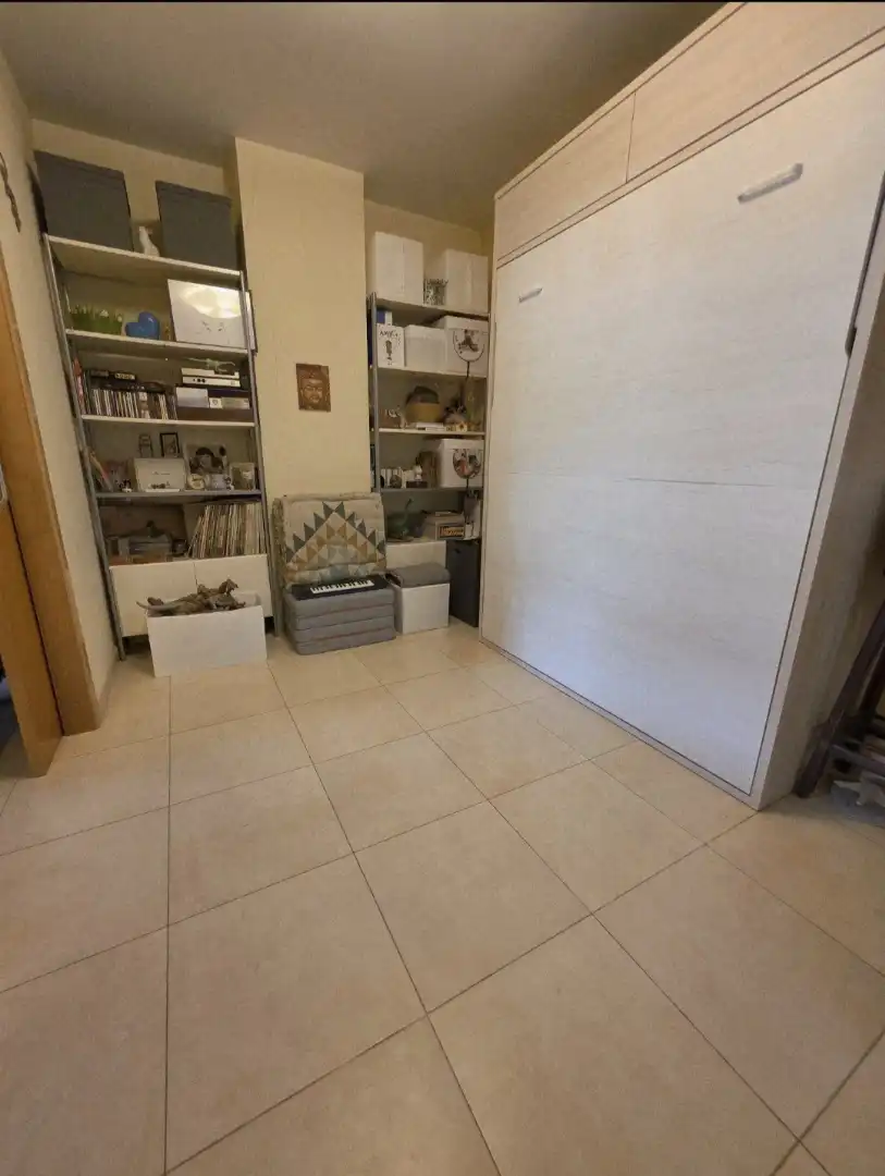 Wohnung zum Verkauf in Badalona mit Klimaanlage, Heizung und Terrasse
