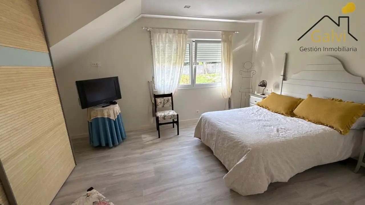 Habitación de Casa o chalet en venta en Lugo con Calefacción, Jardín privado y Terraza