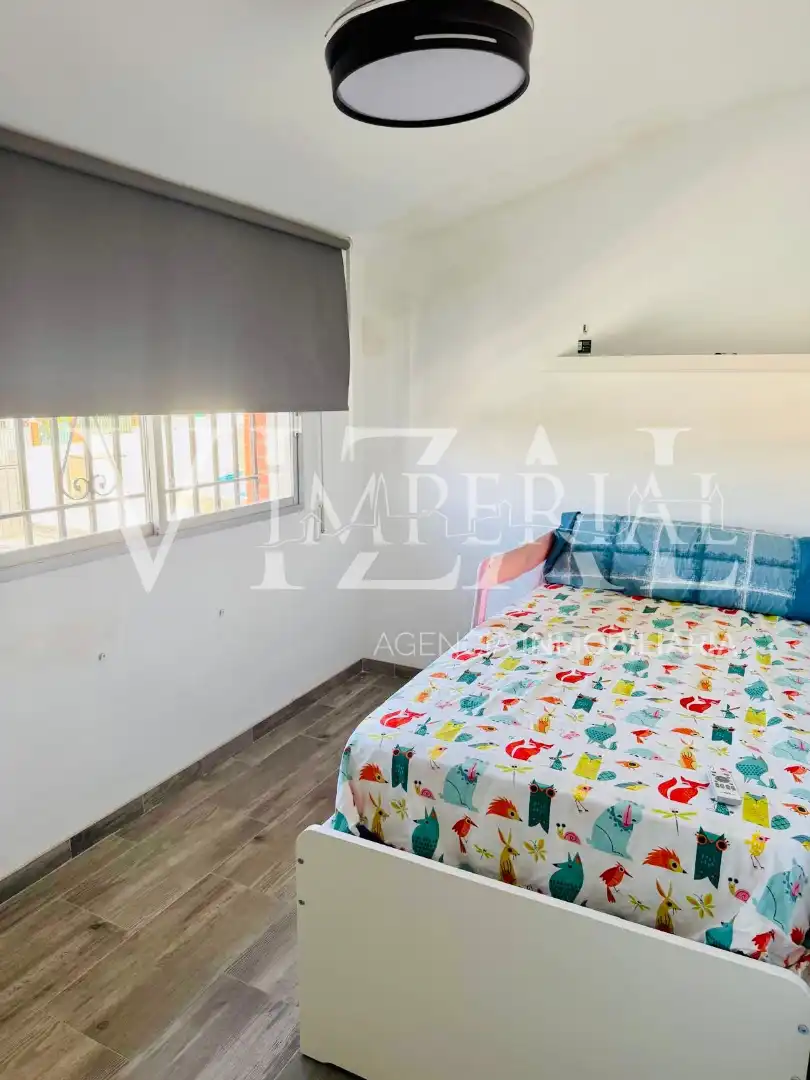 Dormitori de Casa o xalet en venda en Hormigos amb Aire condicionat, Calefacció i Jardí privat