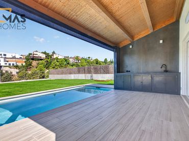 Casa amb piscina en venda a Camí Can Tarumbot