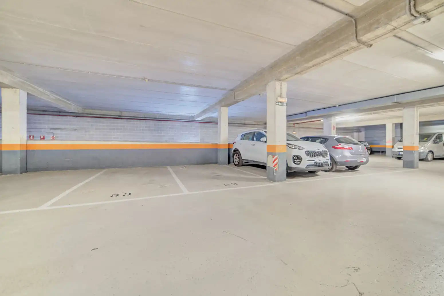 Parking de Ático en venta en Burlada / Burlata con Calefacción, Parquet y Terraza