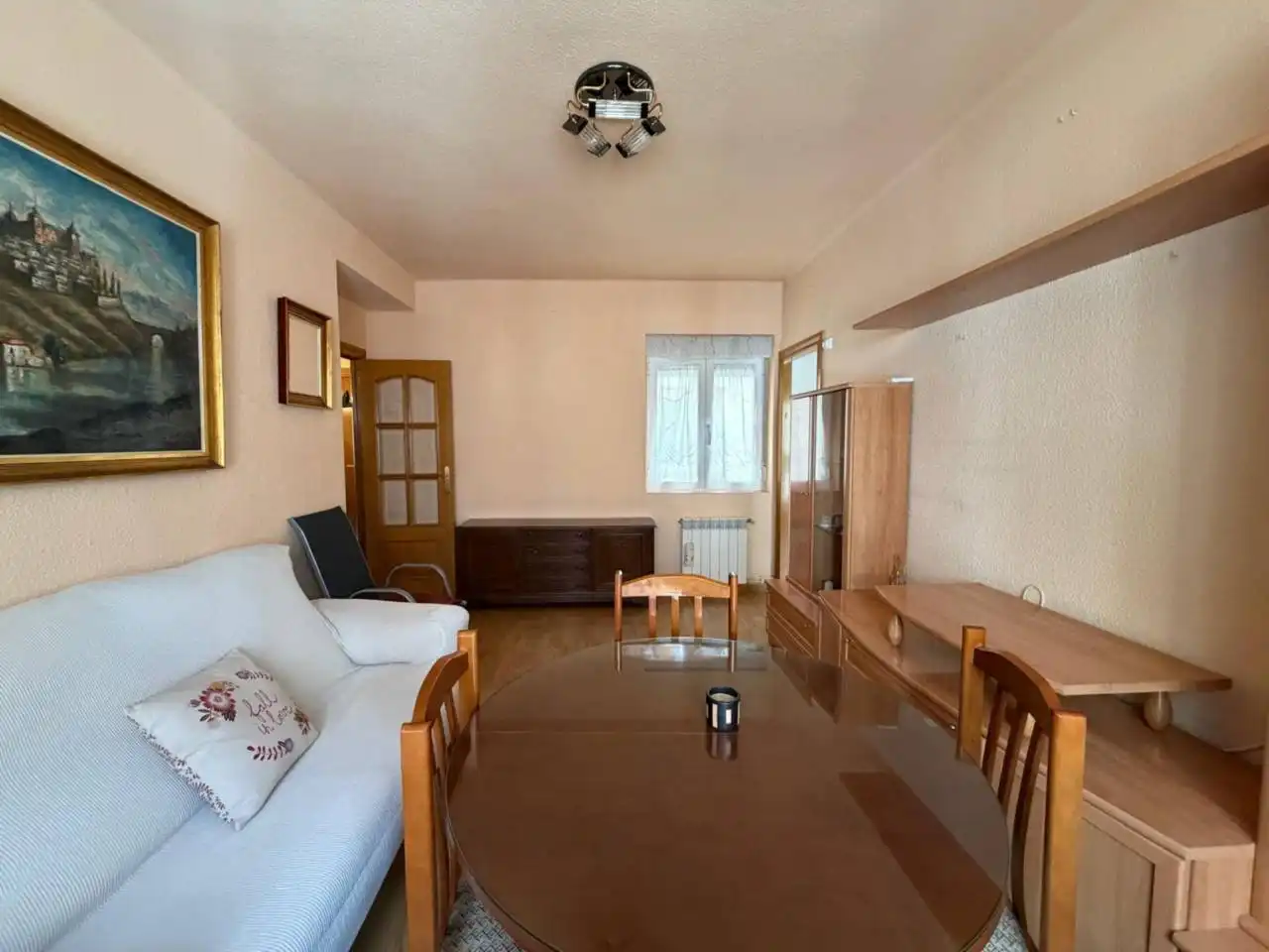 Sala de estar de Piso en venta en  Albacete Capital con Calefacción, Trastero y Balcón