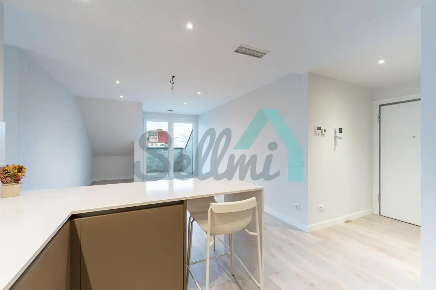 Attic for rent in Rendueles Llanos, Ceares