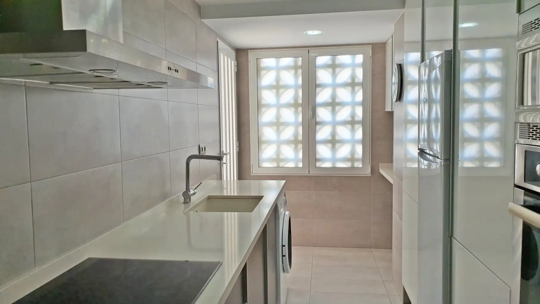 Apartment with terrace to rent in Passeig Marítim de Neptú, imagen 23