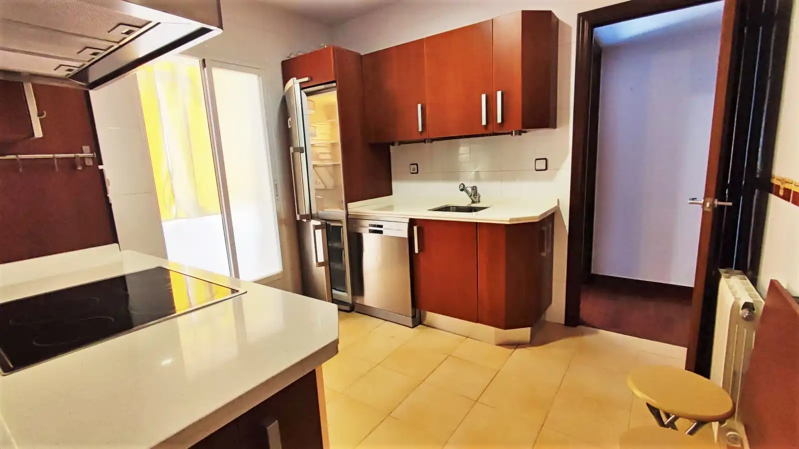 Kitchen of Flat for rent in Badajoz  with Air Conditioner, Heating and Parquet flooring