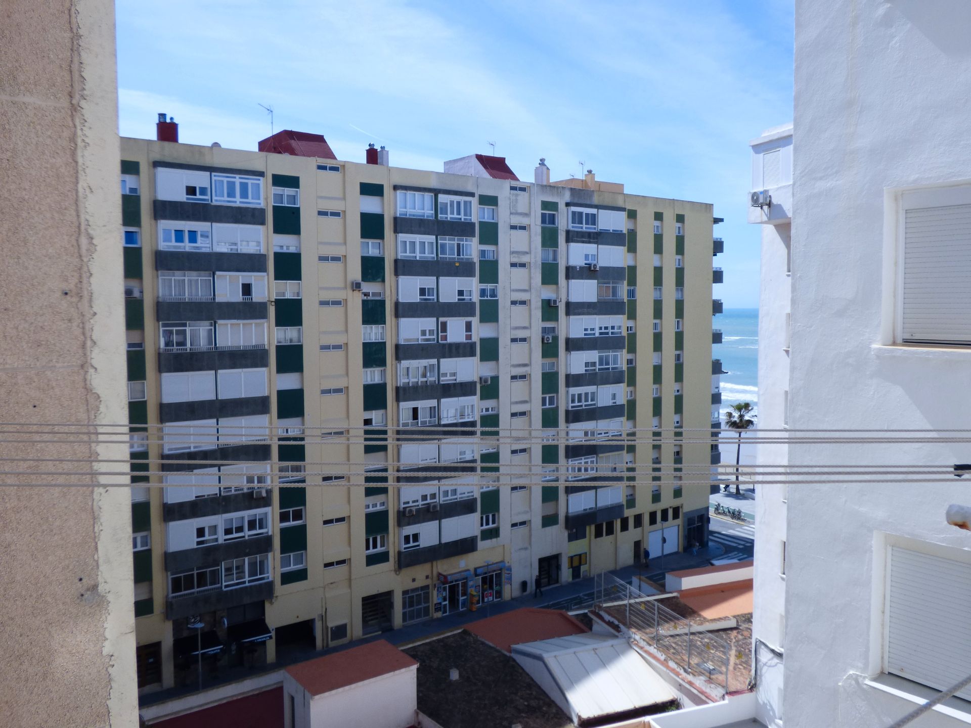 Exterior view of Flat for sale in  Cádiz Capital  with Air Conditioner and Terrace