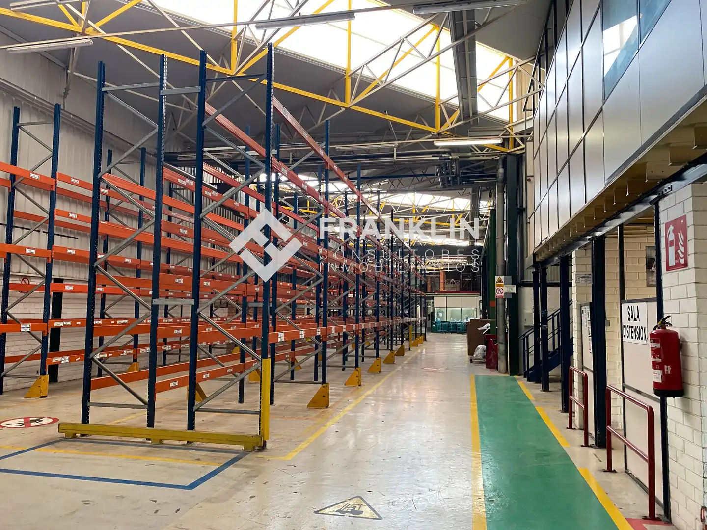 Nau industrial en venda en Vilanova i la Geltrú