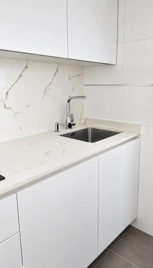 Kitchen of Flat for sale in Playa Ostende