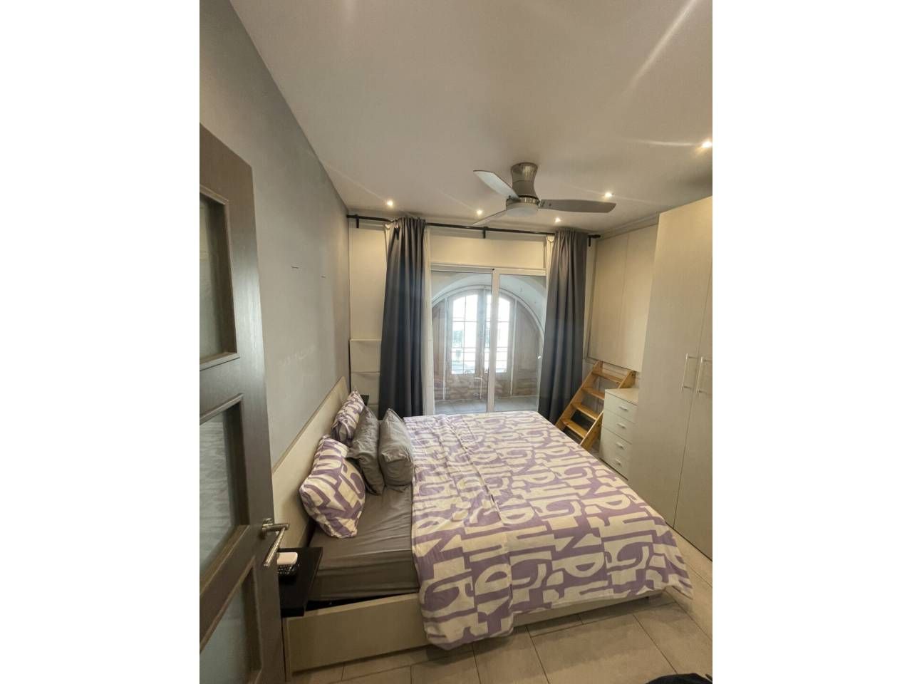 Bedroom of Flat for sale in  Barcelona Capital  with Balcony