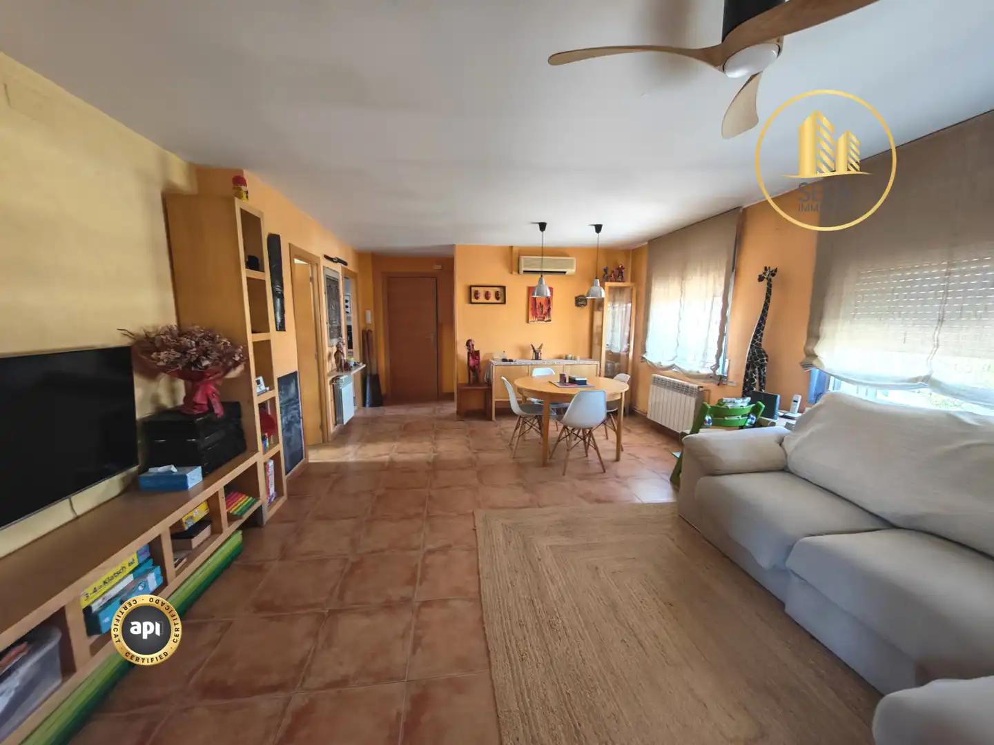 Sala de estar de Piso en venta en Terrassa con Aire acondicionado, Calefacción y Balcón