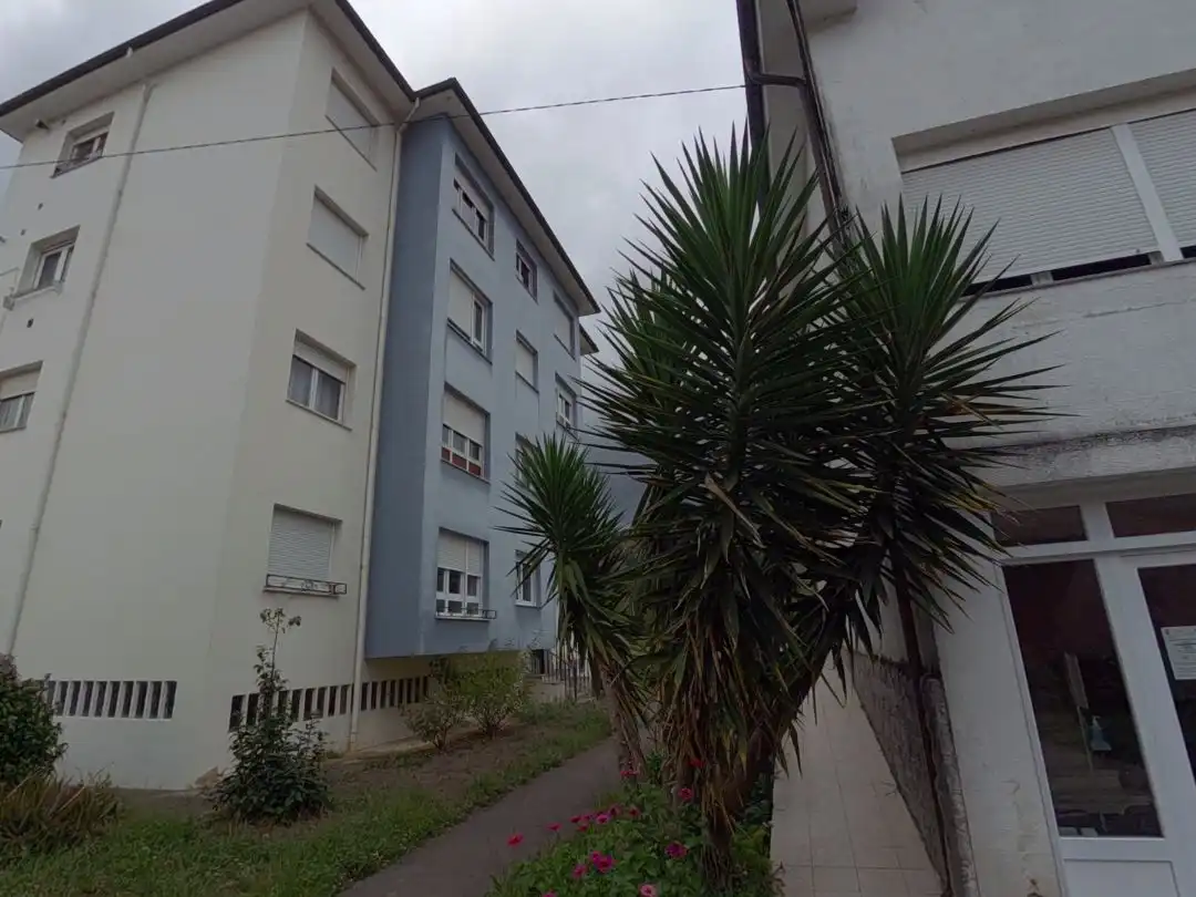 Vista exterior de Pis en venda en Villacarriedo