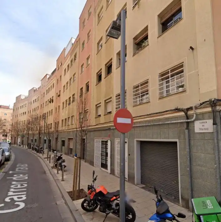 Vista exterior de Casa o xalet en venda en Barcelona
