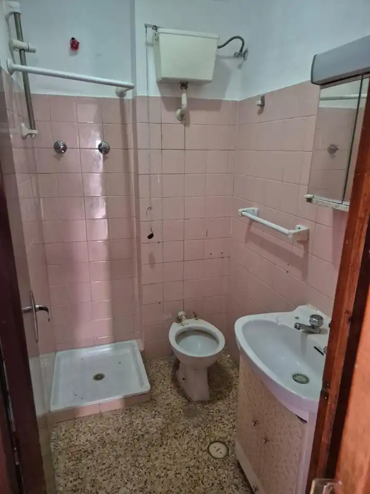 Badezimmer von Wohnung zum Verkauf in Almansa mit Balkon