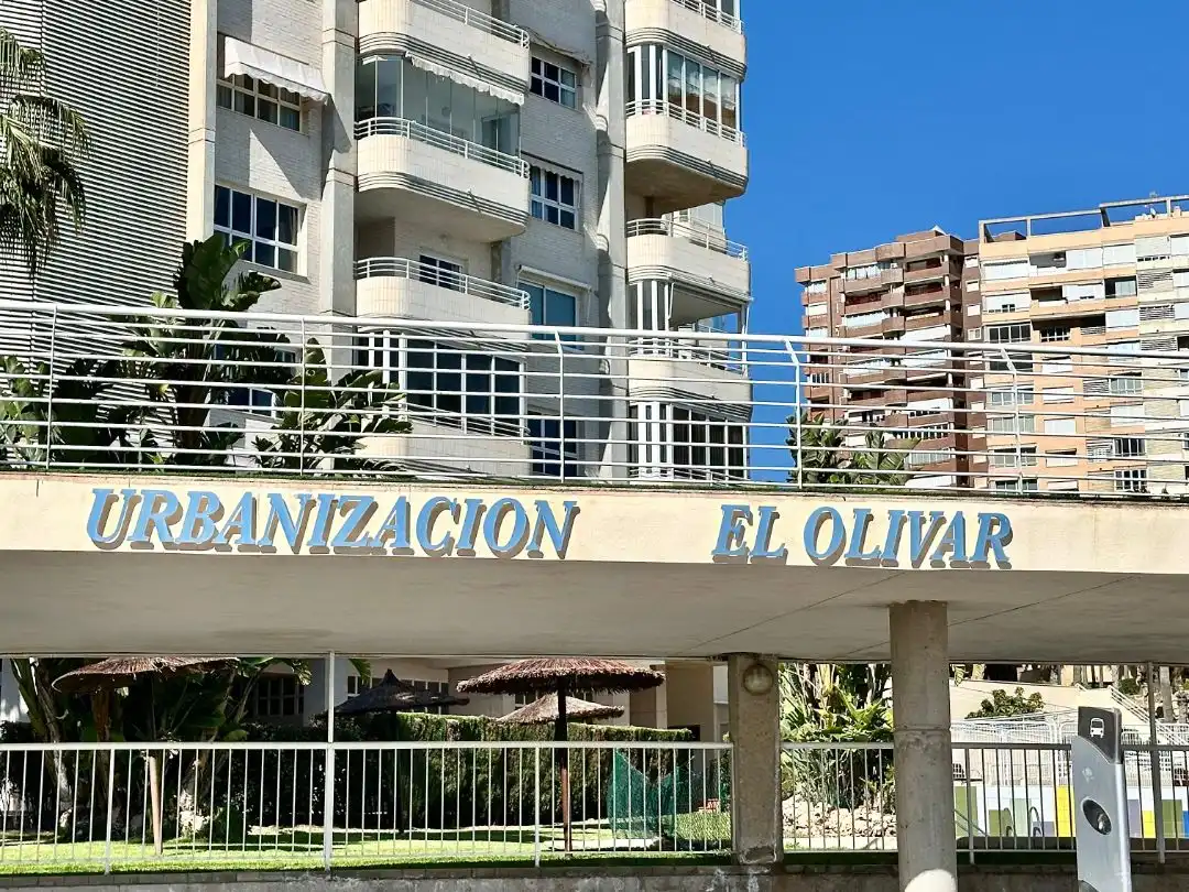 Casa amb piscina en venda a Avenida de Xixo 4, imagen 13