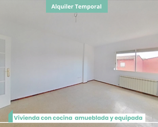 Bedroom of Flat to rent in Girona Capital