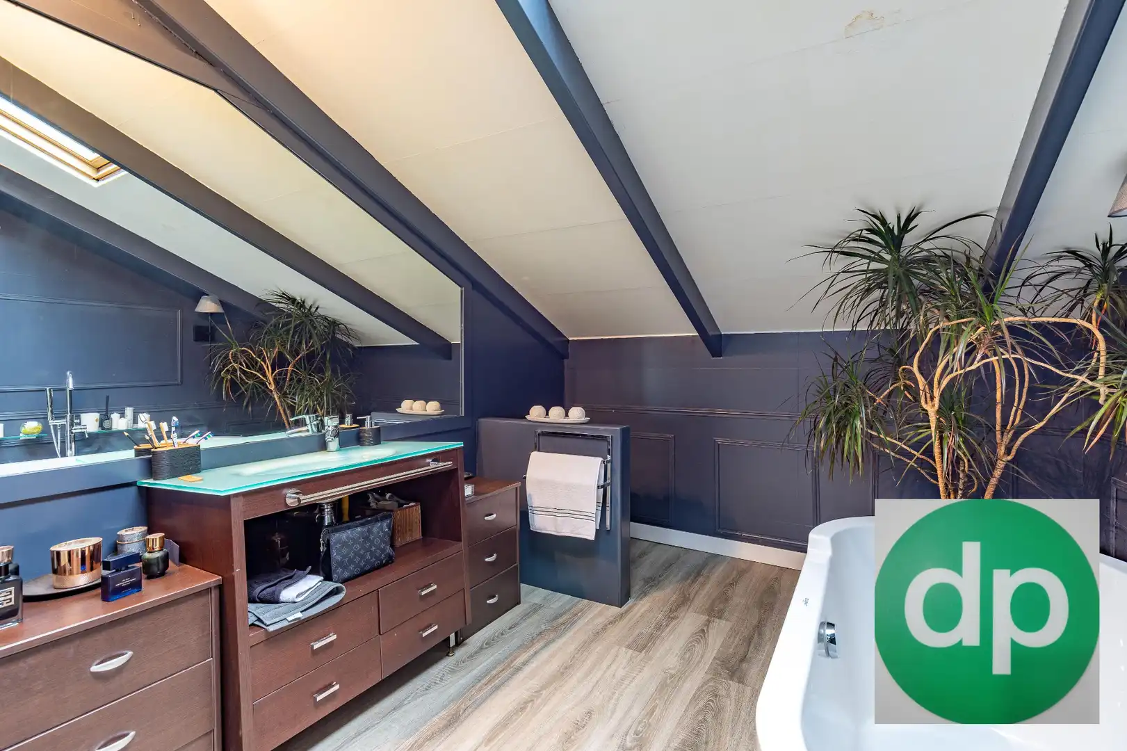 Bathroom of Detached homes for sale in Pozuelo de Alarcón  with Air Conditioner and Heating