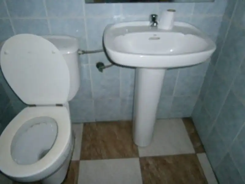 Baño de Local de alquiler en Monóvar  / Monòver con Aire acondicionado y Amueblado