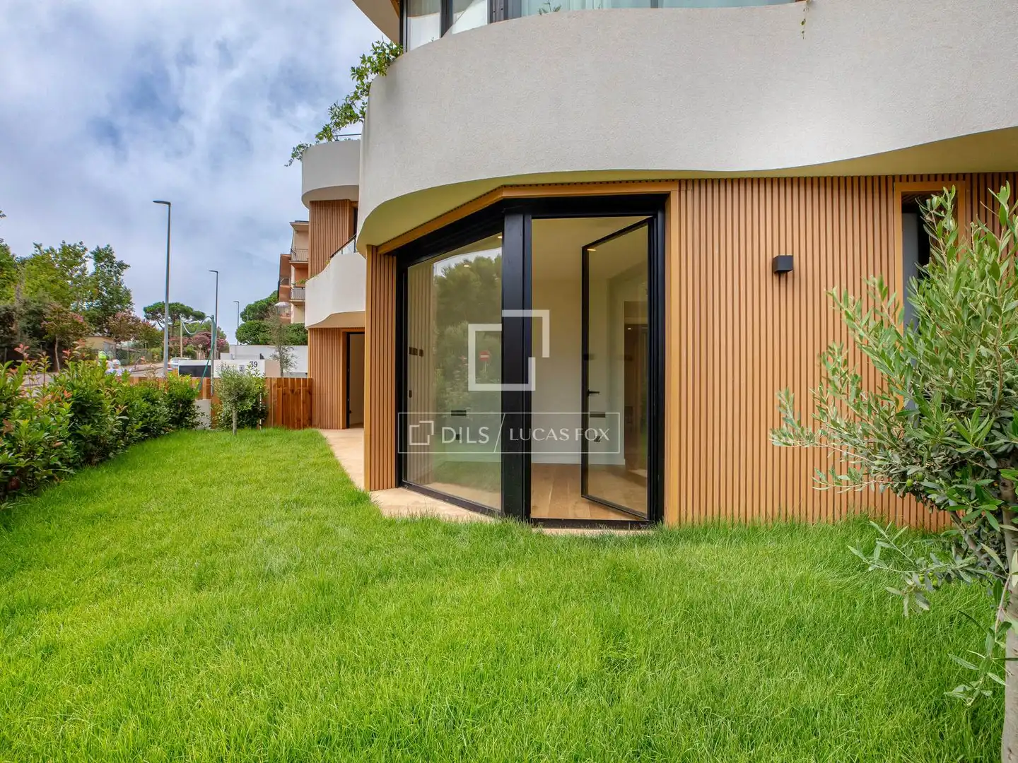 Vista exterior de Piso en venta en Palamós con Aire acondicionado, Calefacción y Jardín privado