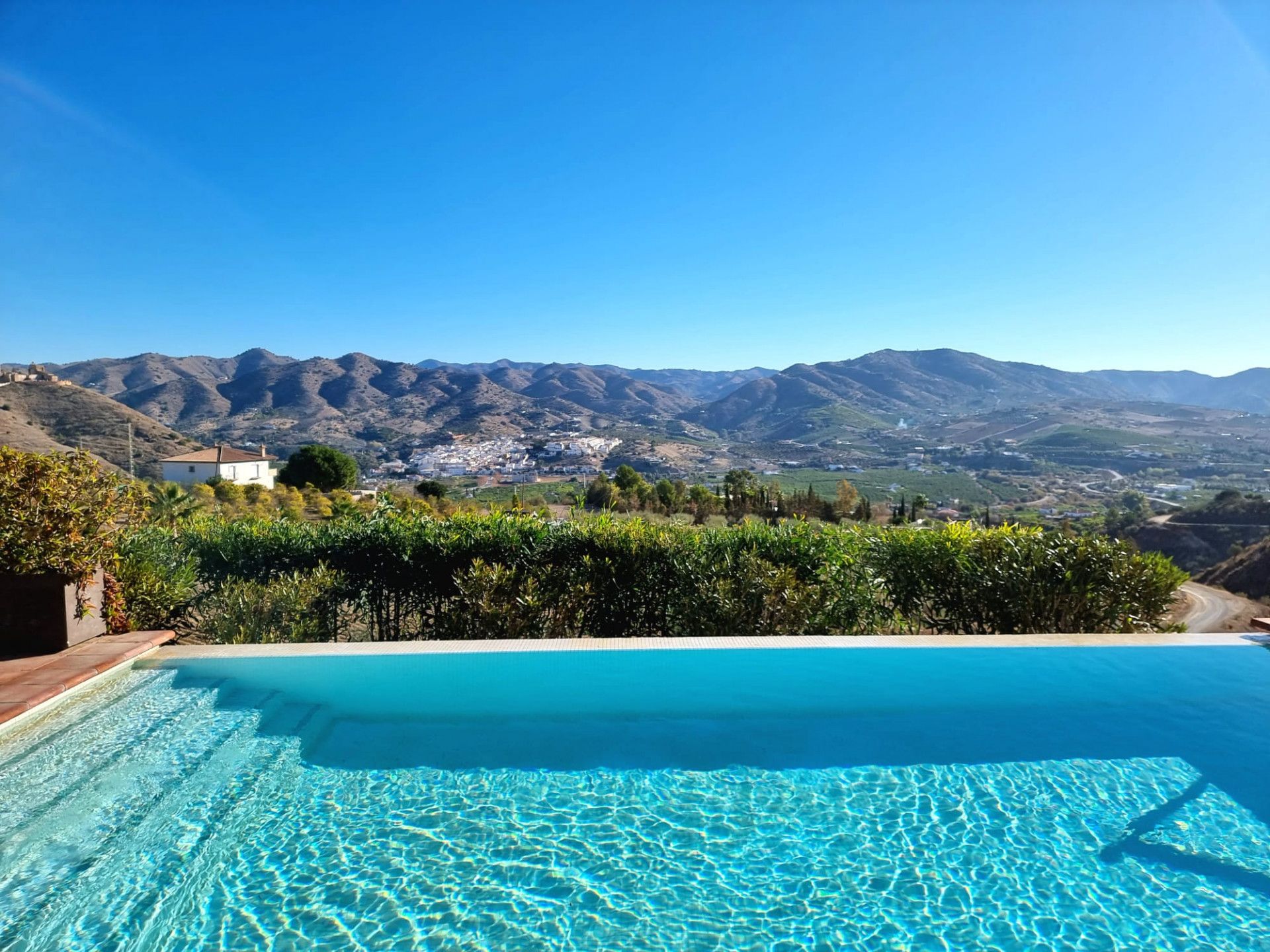 Garden of House or chalet for sale in Álora  with Air Conditioner, Private garden and Swimming Pool