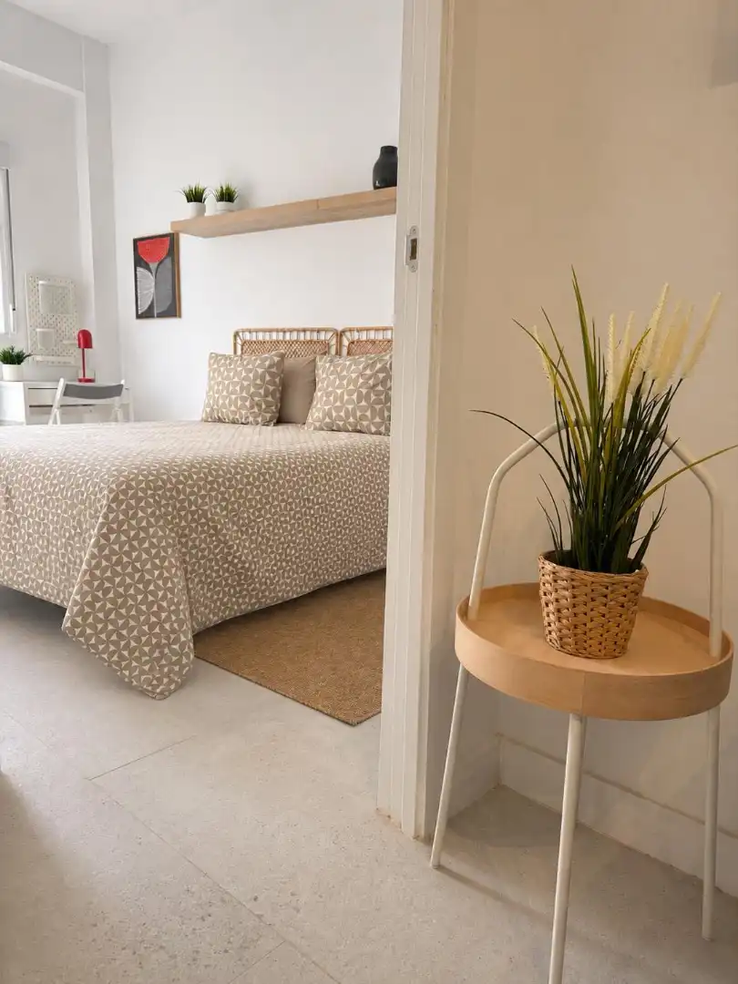 Bedroom of Apartments for rent in Santa Cruz de Tenerife  with Furnished, Oven and TV