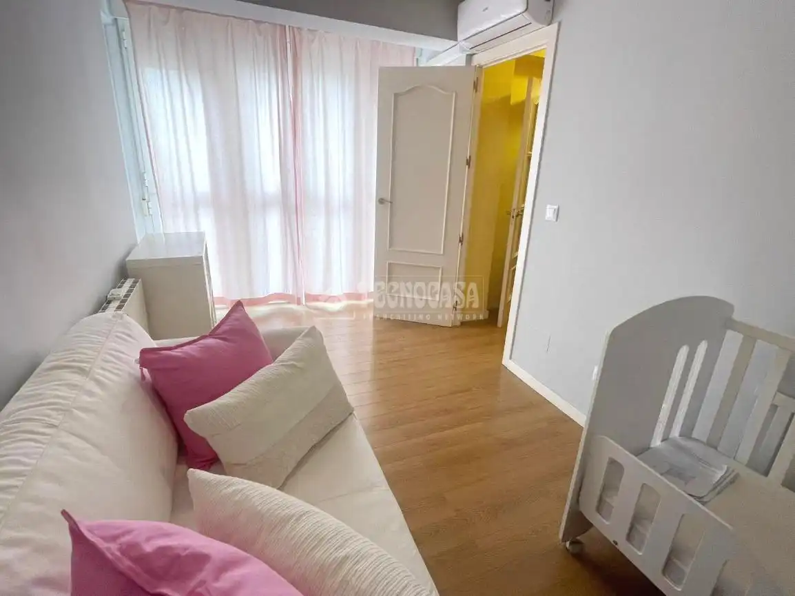 Habitación de Piso en venta en Madrid con Aire acondicionado y Calefacción