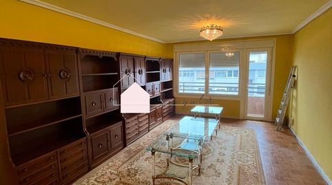 Foto 2 de Piso en venta en Estrada-coia, Coia, Vigo