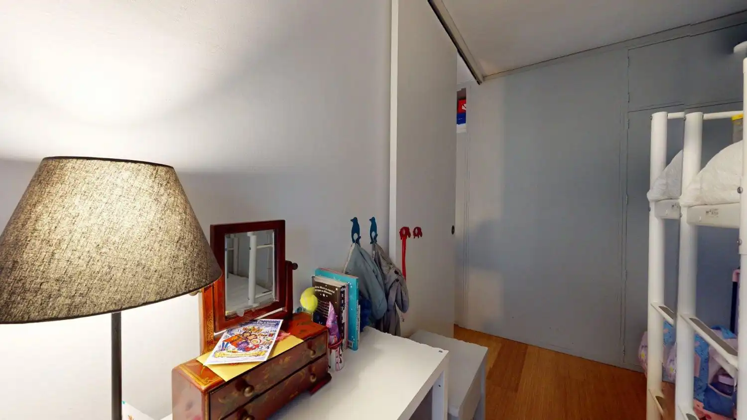 Bedroom of Flat for sale in Sevilla  with Air Conditioner, Heating and Terrace